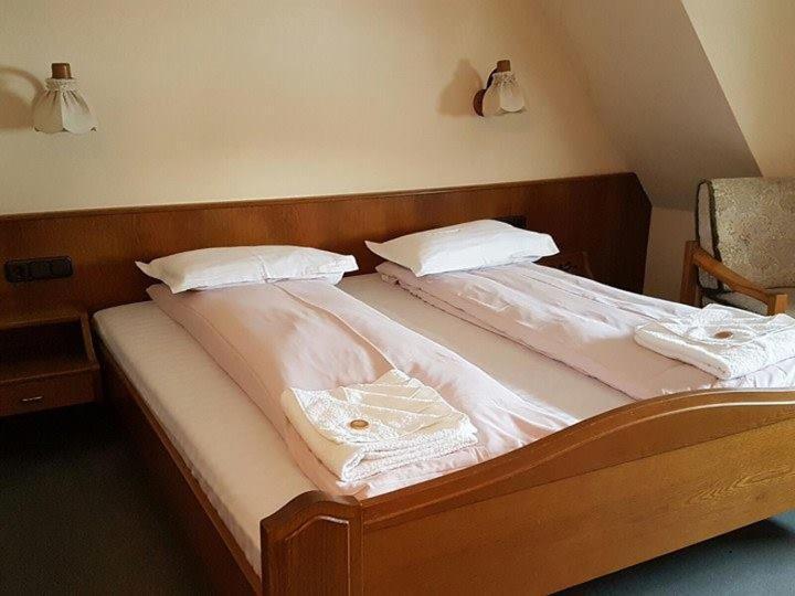 Zum Erbacher Hof Gadernheim Kültér fotó